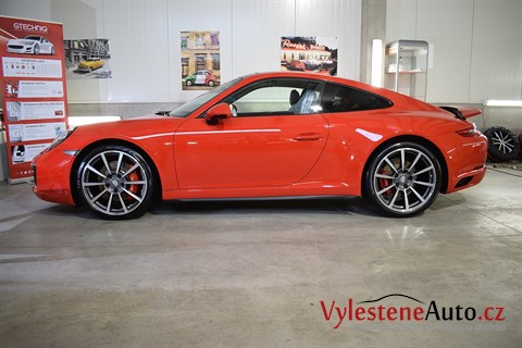 Porsche 911 4S