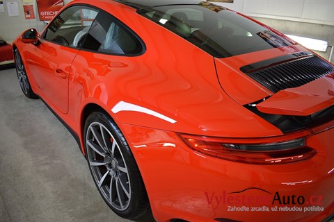 Porsche 911 4S