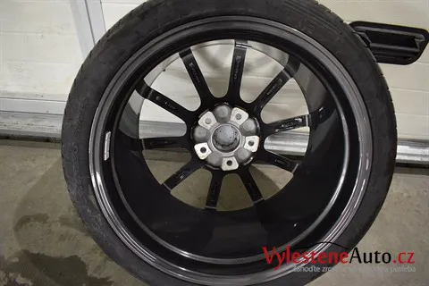 Porsche 911 4S - Renovace a nanokeramická ochrana laku