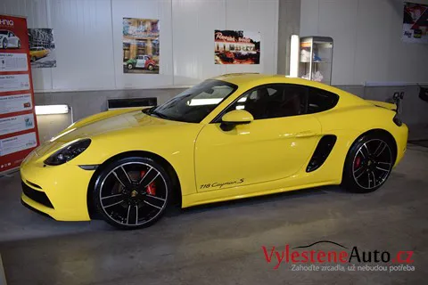 Porsche Cayman S - Renovace a nanokeramická ochrana laku