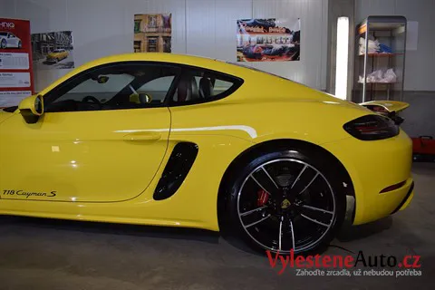 Porsche Cayman S - Renovace a nanokeramická ochrana laku