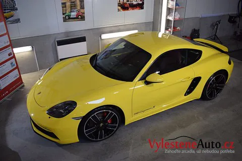 Porsche Cayman S - Renovace a nanokeramická ochrana laku