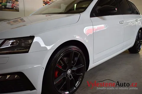 Škoda Octavia III kombi RS - Renovace a nanokeramická ochrana laku