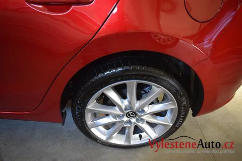 Mazda 3 - Renovace a nanokeramická ochrana laku