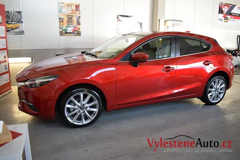 Mazda 3 - Renovace a nanokeramická ochrana laku