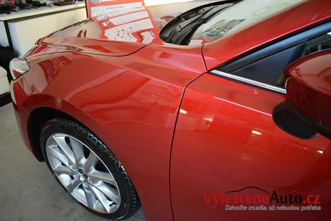 Mazda 3 - Renovace a nanokeramická ochrana laku