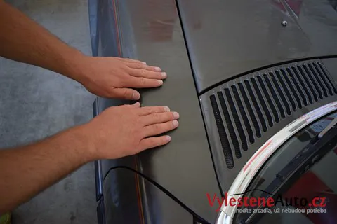 Mercedes SL 380 - Rozleštění a ochrana laku