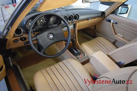 Mercedes SL 380 - Rozleštění a ochrana laku
