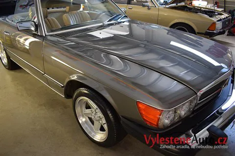 Mercedes SL 380 - Rozleštění a ochrana laku