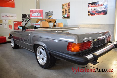 Mercedes SL 380