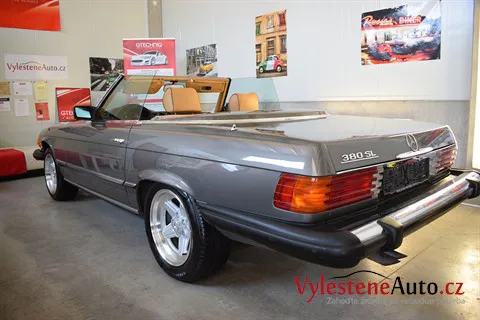 Mercedes SL 380 - Rozleštění a ochrana laku