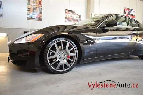 Maserati Grandturismo - Renovace a nanokeramická ochrana laku