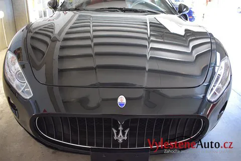 Maserati Grandturismo - Renovace a nanokeramická ochrana laku