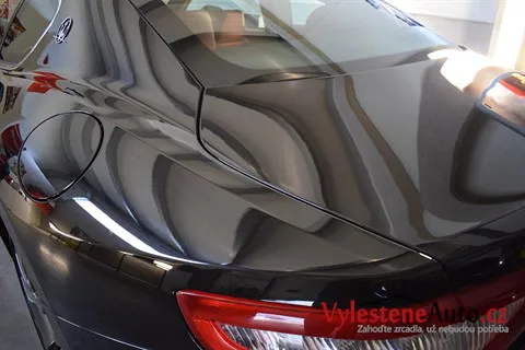 Maserati Grandturismo - Renovace a nanokeramická ochrana laku