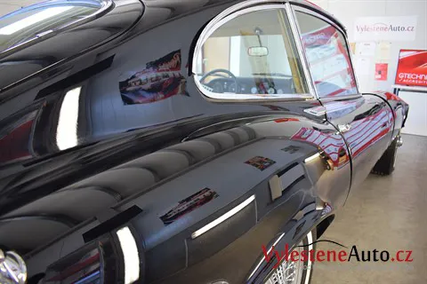 Jaguar E-Type - Renovace a ochrana laku