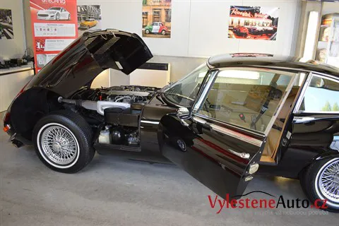 Jaguar E-Type - Renovace a ochrana laku