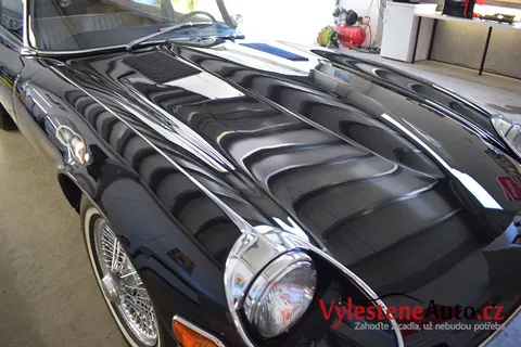 Jaguar E-Type - Renovace a ochrana laku