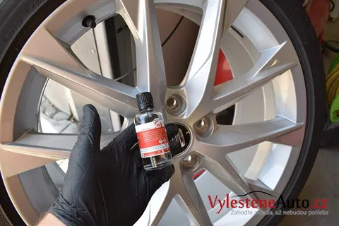 Seat Leon FR kombi - Renovace a nanokeramická ochrana laku