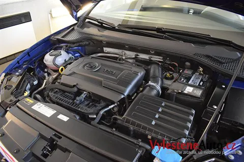 Seat Leon FR kombi - Renovace a nanokeramická ochrana laku