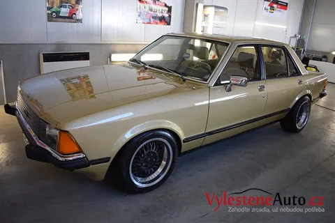 Ford Granada 2.8 V6 - Renovace a nanokeramická ochrana laku