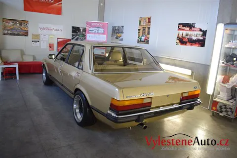 Ford Granada 2.8 V6 - Renovace a nanokeramická ochrana laku