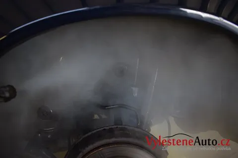 Mercedes 500 SL - Renovace a ochrana laku