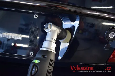 Mercedes 500 SL - Renovace a ochrana laku