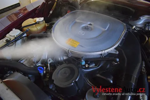 Mercedes 560 SL - Renovace a ochrana laku