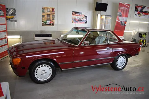 Mercedes 560 SL - Renovace a ochrana laku