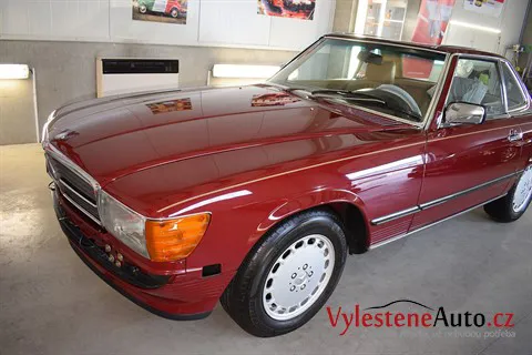 Mercedes 560 SL - Renovace a ochrana laku