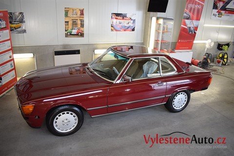 Mercedes 560 SL