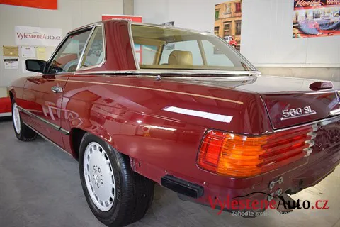 Mercedes 560 SL - Renovace a ochrana laku