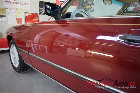 Mercedes 560 SL - Renovace a ochrana laku