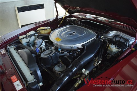 Mercedes 560 SL