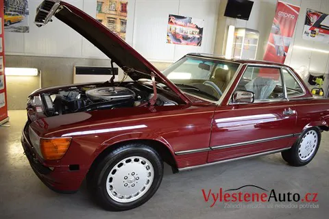 Mercedes 560 SL - Renovace a ochrana laku