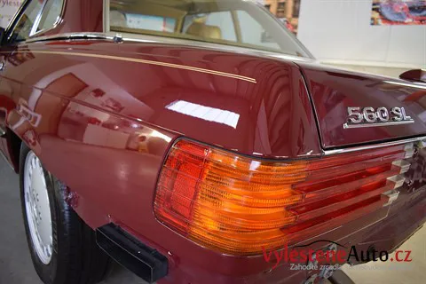 Mercedes 560 SL - Renovace a ochrana laku