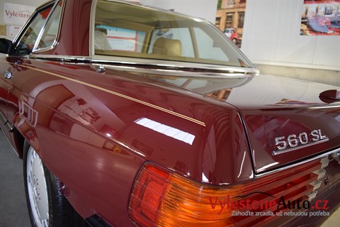 Mercedes 560 SL