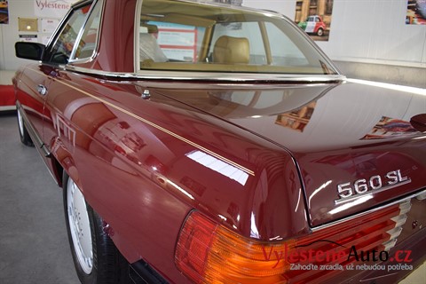 Mercedes 560 SL