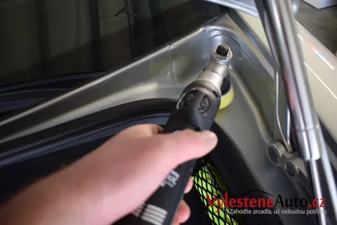 Volkswagen Phaeton 4.2 V8 - Renovace a nanokeramická ochrana laku