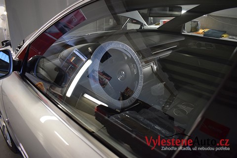 Volkswagen Phaeton 4.2 V8