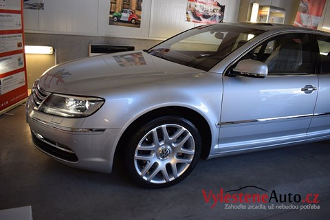 Volkswagen Phaeton 4.2 V8