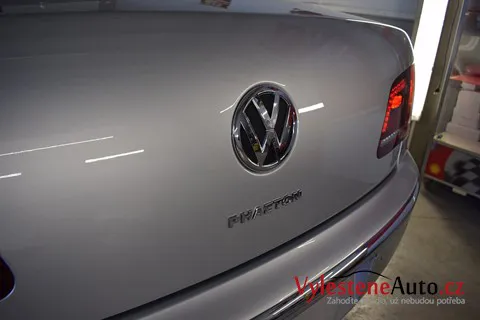 Volkswagen Phaeton 4.2 V8 - Renovace a nanokeramická ochrana laku