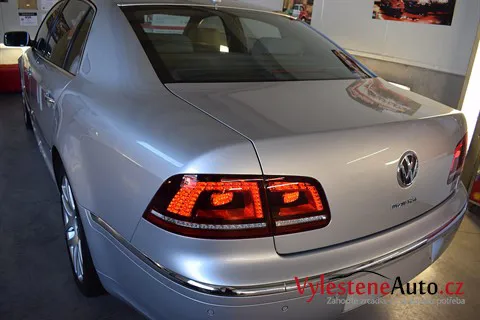 Volkswagen Phaeton 4.2 V8 - Renovace a nanokeramická ochrana laku