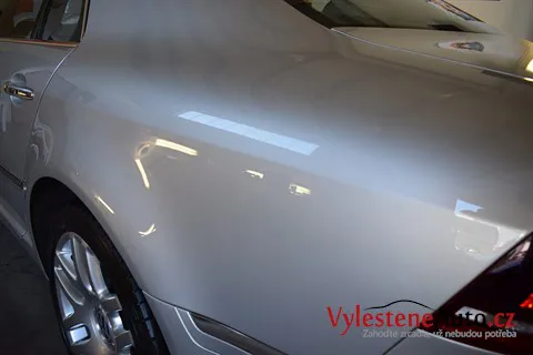 Volkswagen Phaeton 4.2 V8 - Renovace a nanokeramická ochrana laku