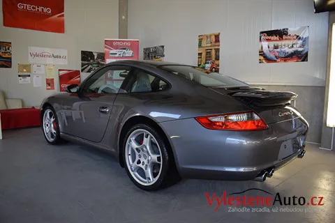 Porsche 911 (997) Carrera S - Renovace a nanokeramická ochrana laku