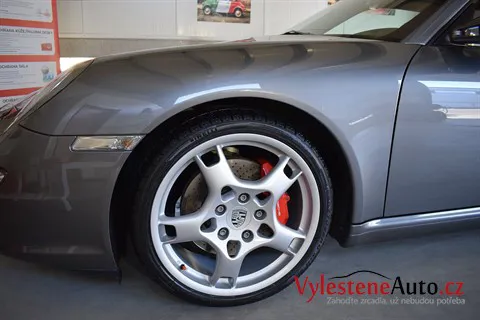 Porsche 911 (997) Carrera S - Renovace a nanokeramická ochrana laku