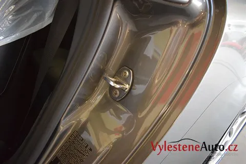 Porsche 911 (997) Carrera S - Renovace a nanokeramická ochrana laku