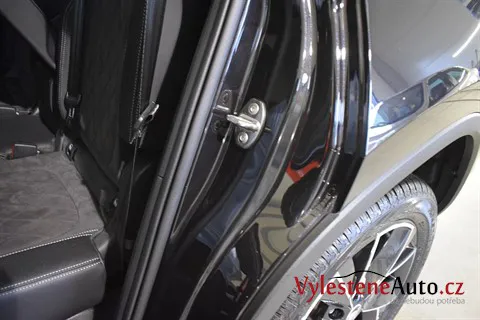 Škoda Kodiaq Sport - Renovace a nanokeramická ochrana laku