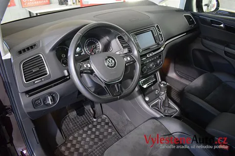 Volkswagen Sharan - Renovace a nanokeramická ochrana laku
