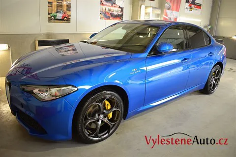 Alfa Romeo Giulia Veloce Q4 - Leštění a keramická ochrana laku